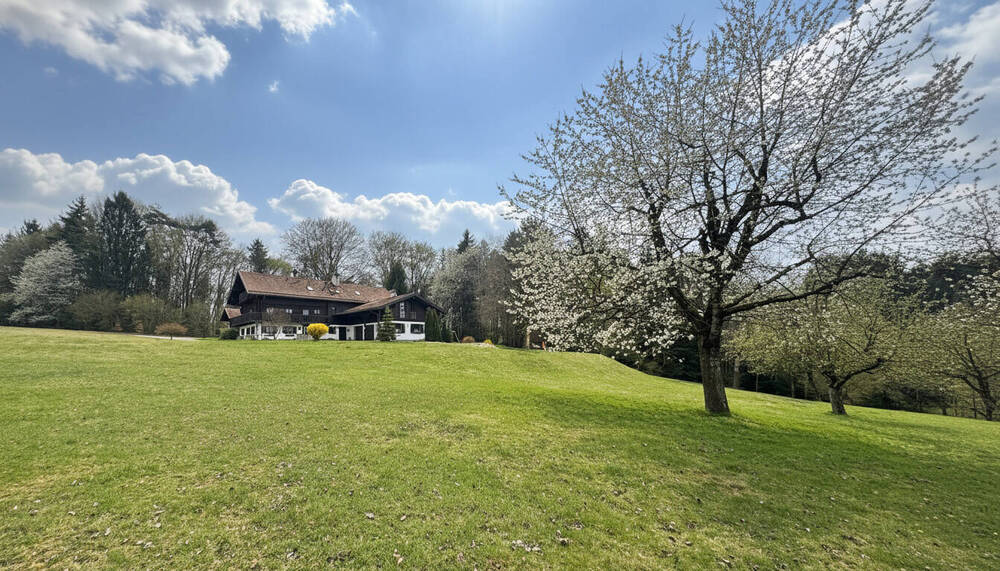 Einfamilienhaus Schöllnach - 1 Zimmer, 282 m&sup2;, 749.000&euro; | Angebot:26674244
