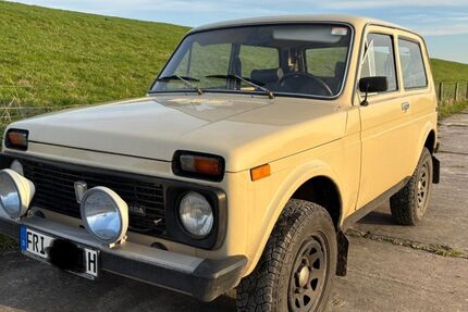 Lada Niva 36.752 km 6.000 &euro; Bockhorn 26345