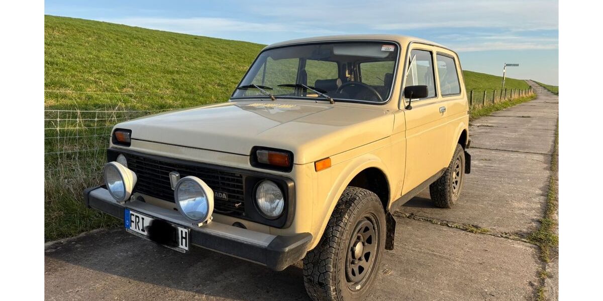 Lada Niva 36.752 km 6.000 &euro; Bockhorn 26345
