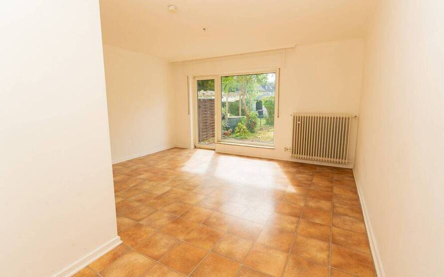 Harmonisches Wohnen: Gepflegtes Reihenmittelhaus mit komfortablen Garten in ruhiger Lage