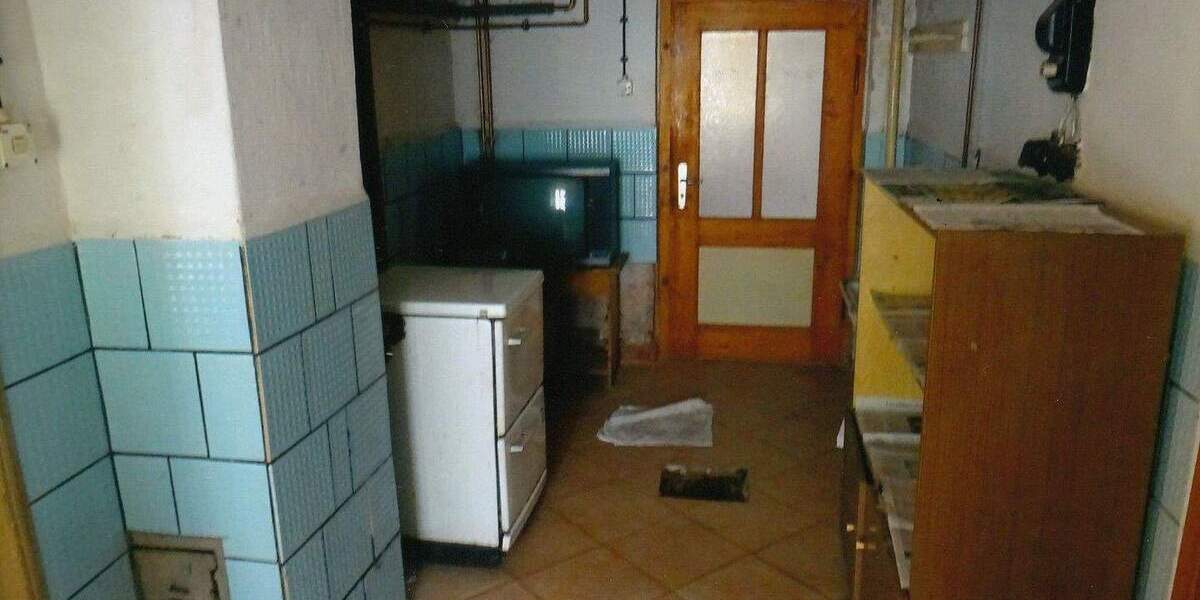 Einfamilienhaus Römhild Roth - 9 Zimmer, 191 m&sup2;, 58.000&euro; | Angebot:26053484