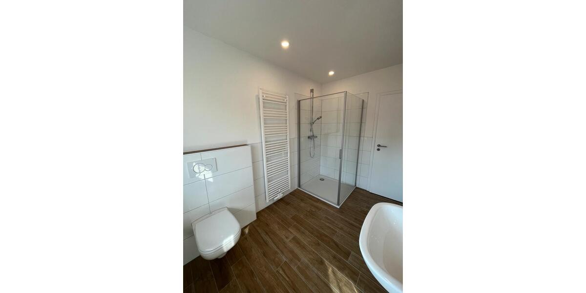 Erdgeschoßwohnung Delmenhorst Bungerhof - 4 Zimmer, 119 m&sup2;, 1.300&euro; | Angebot:26033133