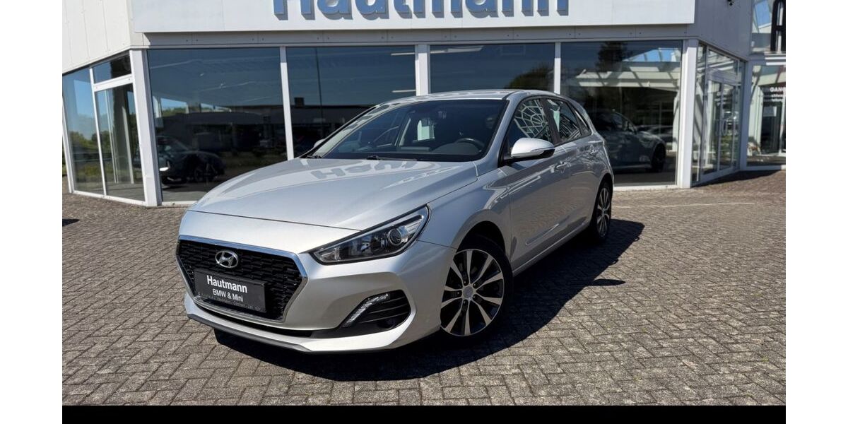 Hyundai i30 119.990 km 14.950 &euro; Cochem 56812