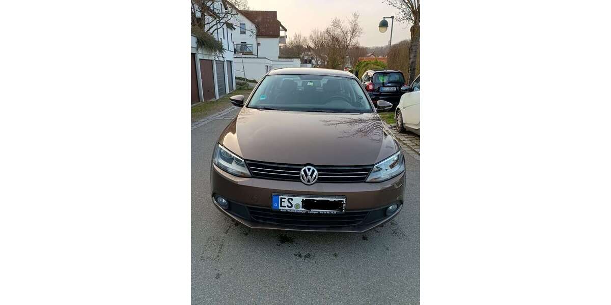 VW Jetta 105.000 km 5.000 &euro; Ostfildern 73760