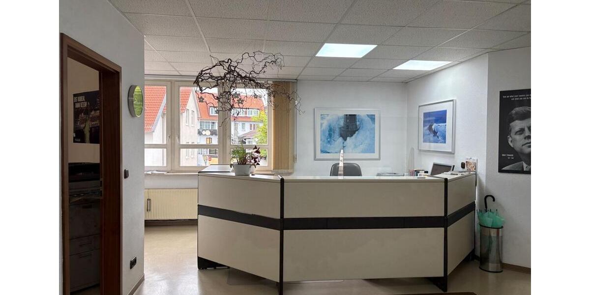 super Büroräume, die neu renoviert werden! zimmer