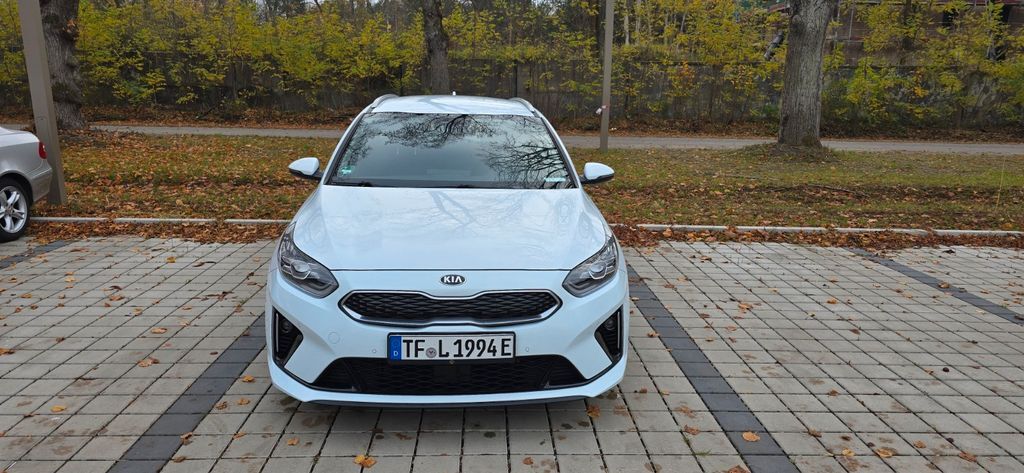 Kia ceed Sportswagon 69.000 km 18.600 € Zossen 15806
