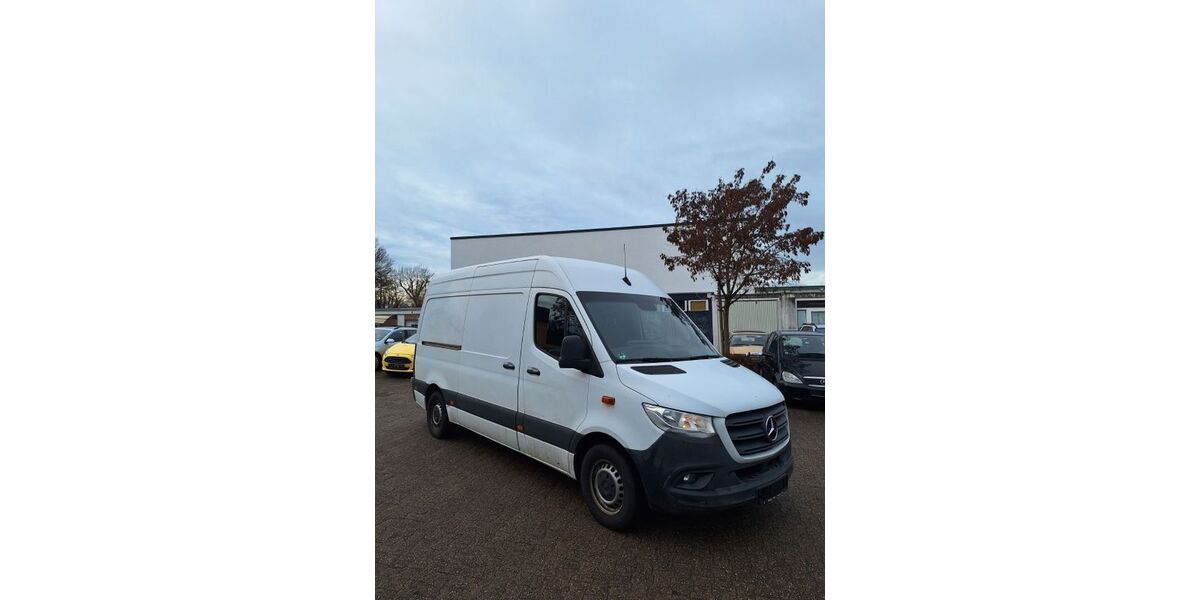 Mercedes-Benz Sprinter 138.650 km 24.989 &euro; Bonn 53227
