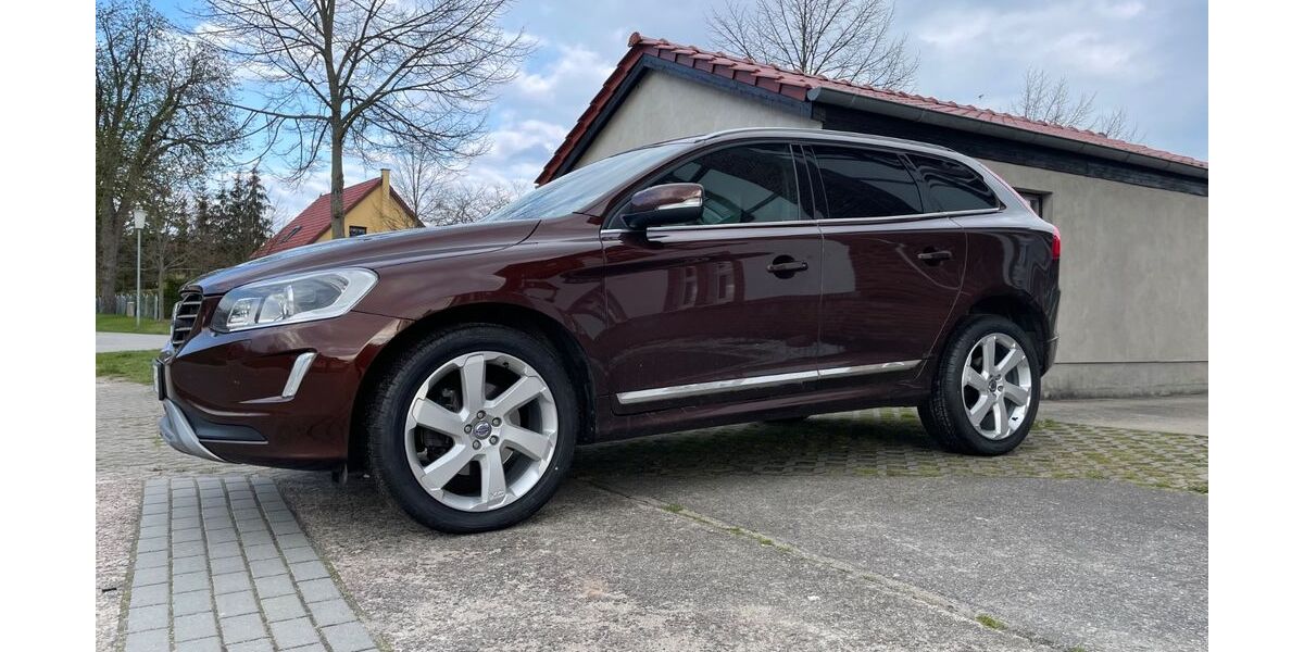 Volvo XC60 241.000 km 11.999 &euro; Rietz-Neuendorf 15848