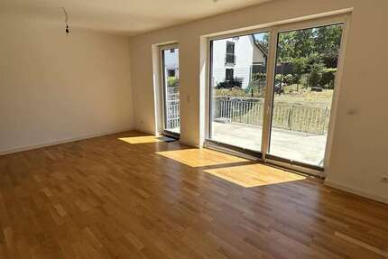 Haus Frensdorf - 6 Zimmer, 203 m&sup2;, 2.250&euro; | Angebot:27101290