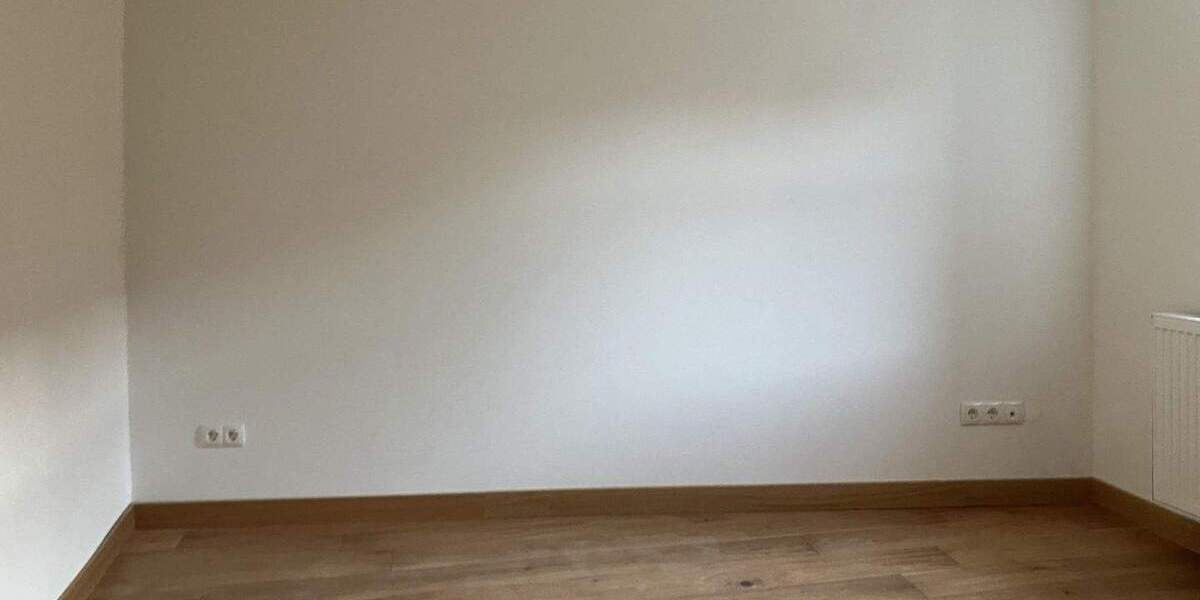 Mehrfamilienhaus, Wohnhaus Helsa - 1 Zimmer, 224 m&sup2;, 2.050&euro; | Angebot:25337459