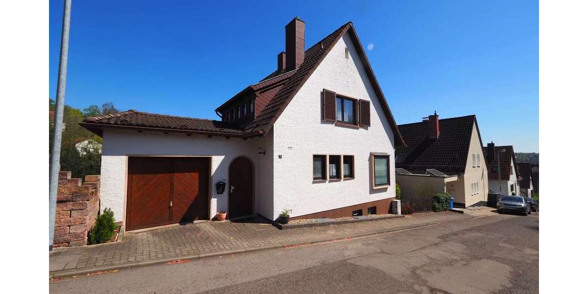 Einfamilienhaus Zweibrücken - 5 Zimmer, 160 m&sup2;, 280.000&euro; | Angebot:26446271