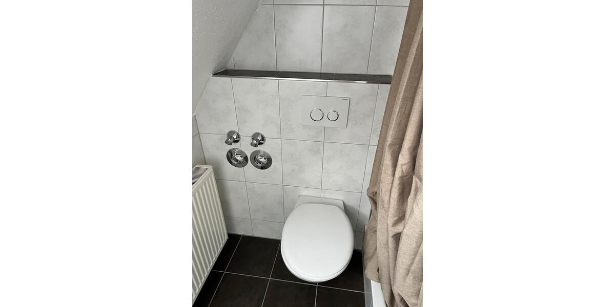 Charmante DG-Wohnung in Top-Lage – ab 01.02.2026 frei 1 zimmer