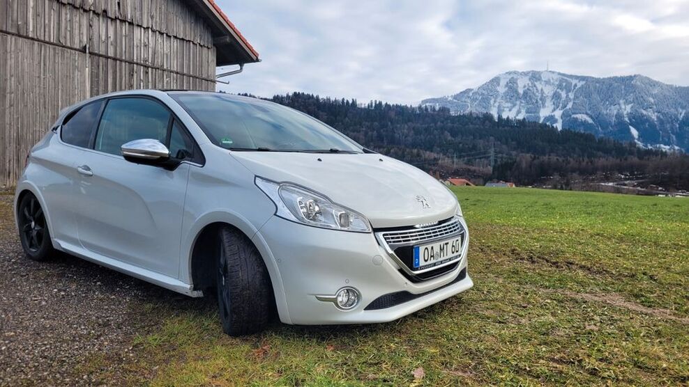 Peugeot 208 65.000 km 8.200 € Rettenberg 87549