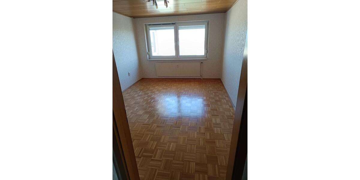 Etagenwohnung Baunatal - 4 Zimmer, 88 m&sup2;, 220.000&euro; | Angebot:27096184