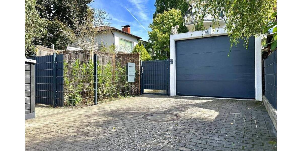 Einziehen und wohlfühlen! - 2 Familienhaus inkl. Garage - gesuchte Wohnlage 6 zimmer