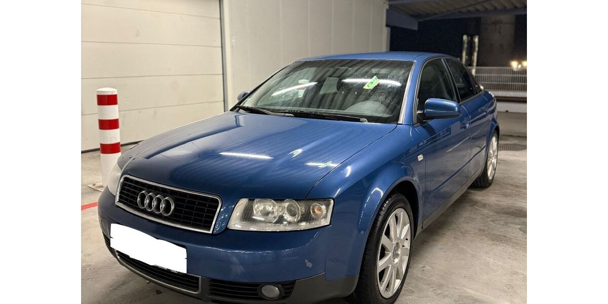 Audi A4 180.000 km 3.500 &euro; Karlsruhe 76189