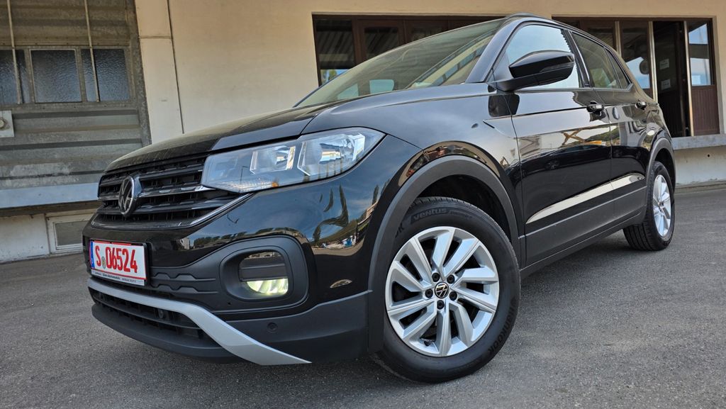 VW T-Cross 130.000 km 14.990 &euro; Stuttgart 70563