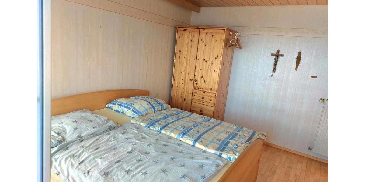 Etagenwohnung Vaihingen an der Enz - 4 Zimmer, 95 m&sup2;, 1.100&euro; | Angebot:26531645