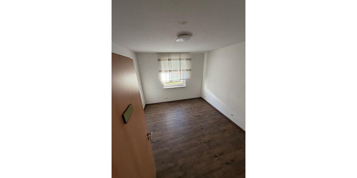 Erdgeschoßwohnung Suderburg - 3 Zimmer, 70 m&sup2;, 1.000&euro; | Angebot:25331996