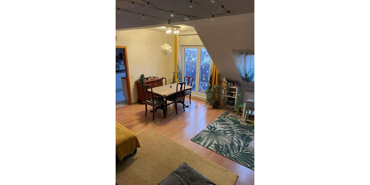 Etagenwohnung Ludwigshafen Oggersheim - 3 Zimmer, 90 m&sup2;, 1.000&euro; | Angebot:24796114