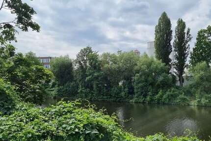 Halle in Berlin 1.900.000 € 2388 m²
