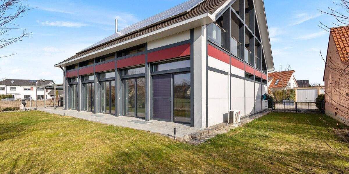Einfamilienhaus Neutraubling - 5 Zimmer, 203 m&sup2;, 1.149.000&euro; | Angebot:25702693