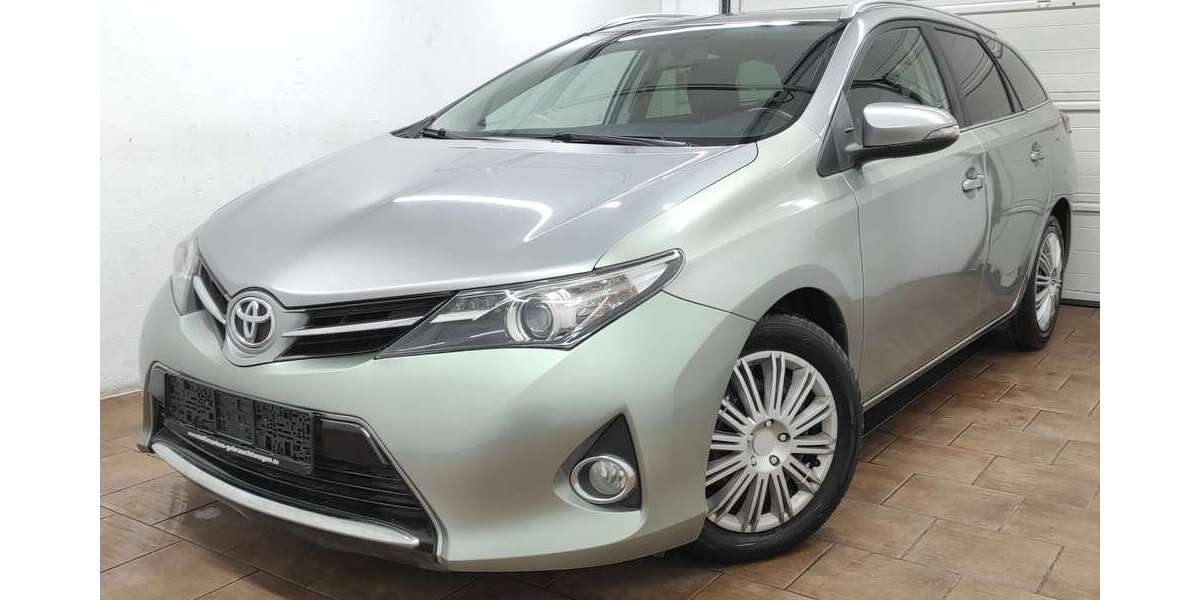 Toyota Auris 194.999 km 4.199 &euro; Bickenbach 64404