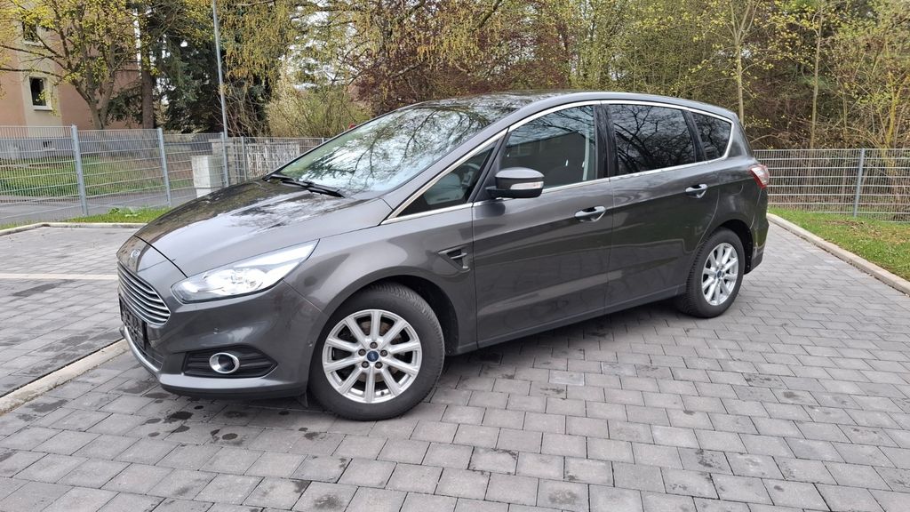 Ford S-Max 164.000 km 12.000 &euro; Bürgel 07616