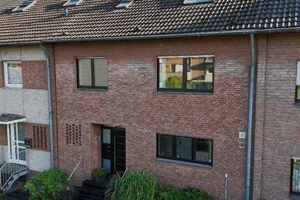 Raumwunder ! Platz für alle und alles im 8 m breiten Reihenhaus im Neusser Süden 7 zimmer