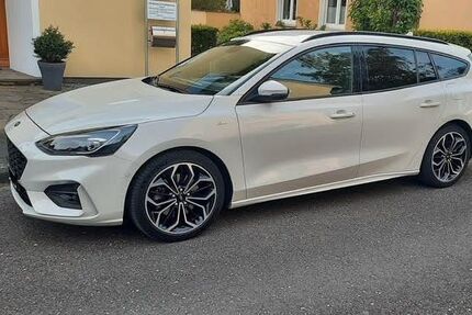 Ford Focus 91.000 km 17.700 &euro; Bad Honnef 53604