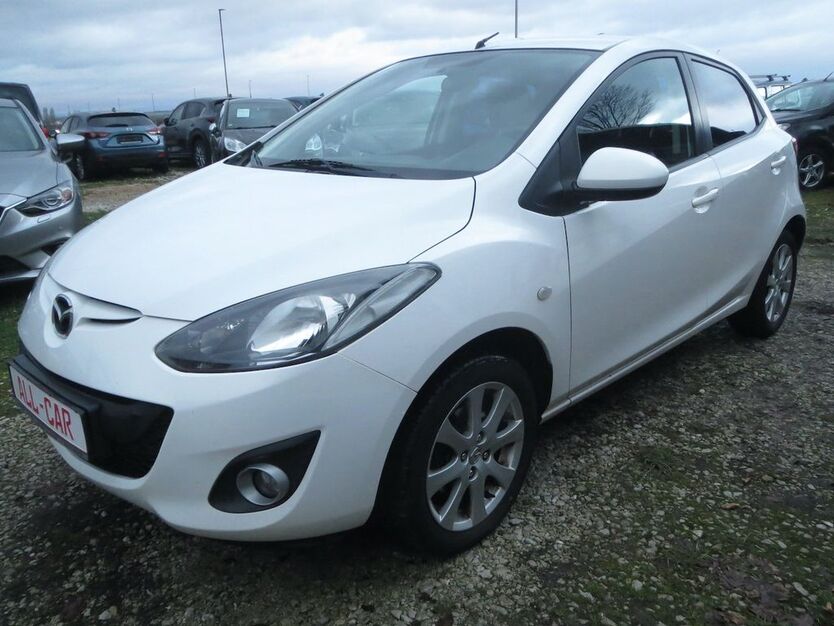 Mazda 2 179.000 km 3.390 € Butzbach 35510