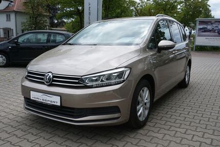 VW Touran 118.109 km 17.950 &euro; Weißwasser 02943