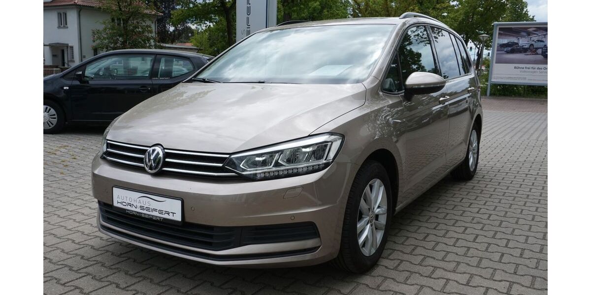 VW Touran 118.109 km 17.950 &euro; Weißwasser 02943