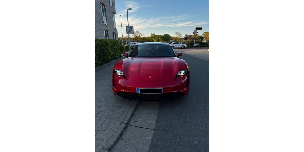 Porsche Taycan 52.760 km 58.000 &euro; Hannover 30559