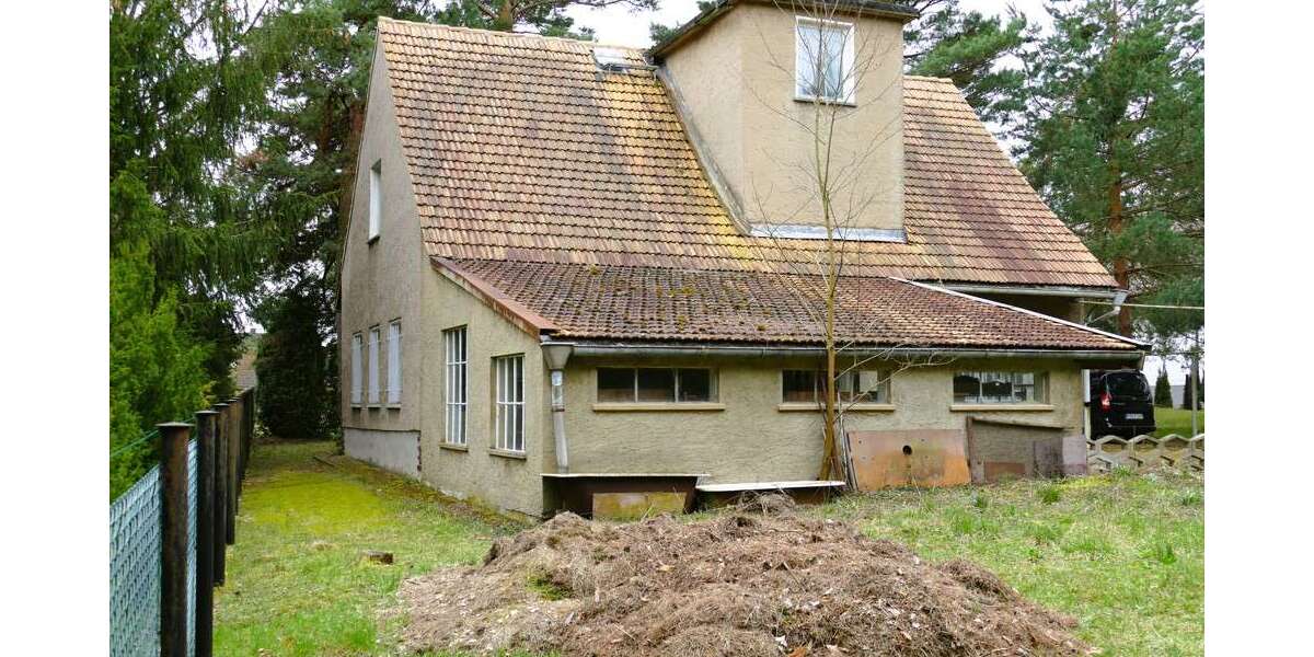 Stadtrefugium mit Nebengebäude - vielseitig nutzbar für Wohnen und Arbeiten - Einfamilienhaus Hoyerswerda | Angebot:10496756