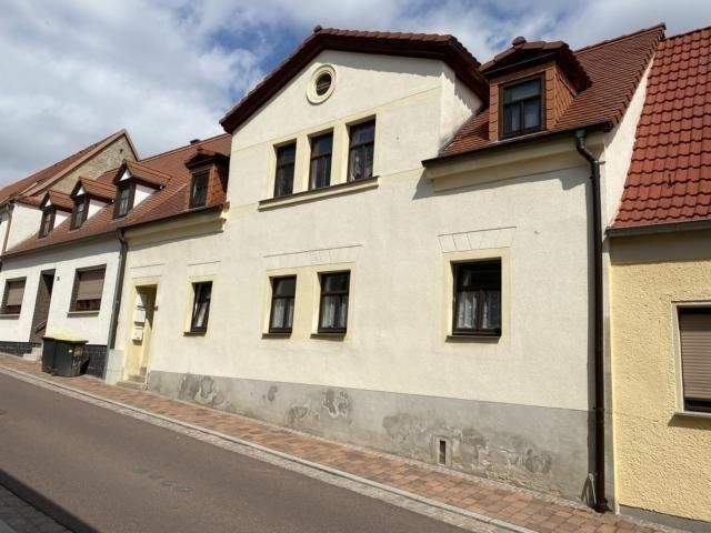 Mehrfamilienhaus, Wohnhaus Querfurt - 1 Zimmer, 249 m&sup2;, 150.000&euro; | Angebot:25669858