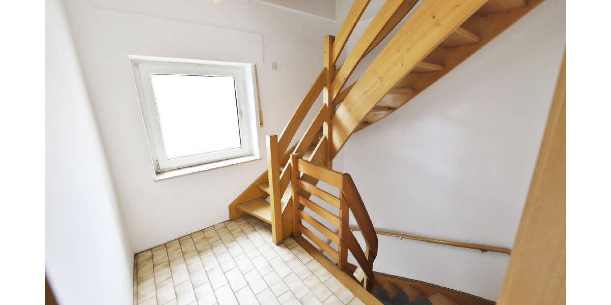 Mehrfamilienhaus, Wohnhaus Kalletal Erder - 8 Zimmer, 210 m&sup2;, 230.000&euro; | Angebot:26359244