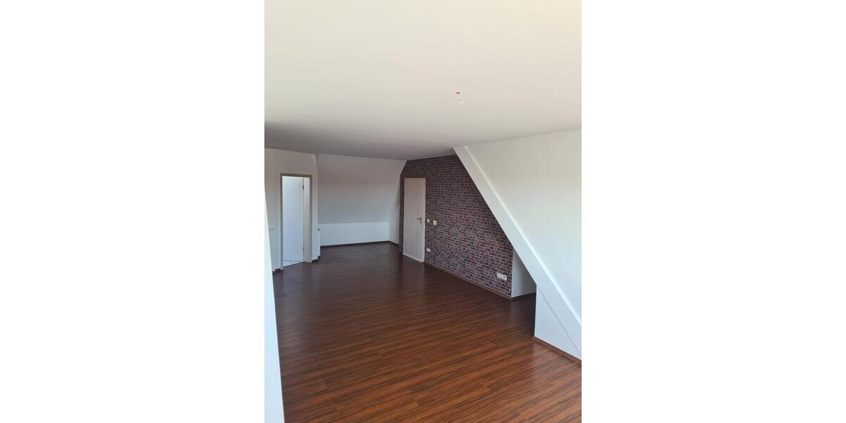 Dachgeschoßwohnung Delitzsch - 3 Zimmer, 117 m&sup2;, 942&euro; | Angebot:24864314