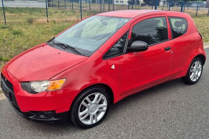 Mitsubishi Colt 189.000 km 1.750 € Löwenberger Land OT Teschendorf 16775