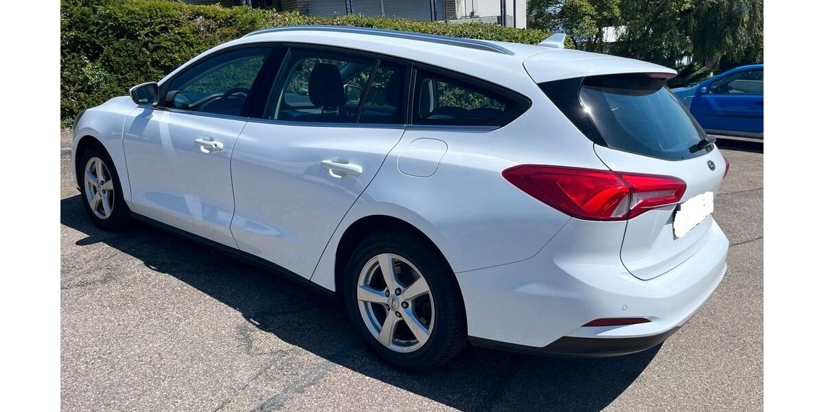 Ford Focus 181.000 km 9.990 &euro; Schwäbisch Gmünd 73525