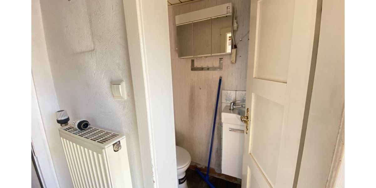 Gemütliche Doppelhaushälfte mit großem Grundstück und Doppelgarage in ruhiger Siedlungslage - Doppelhaushälfte Röderaue | Angebot:27134387