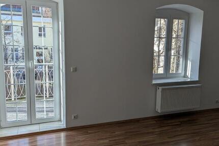 Traumhafte, helle Wohnung in zentraler Lage 3 zimmer