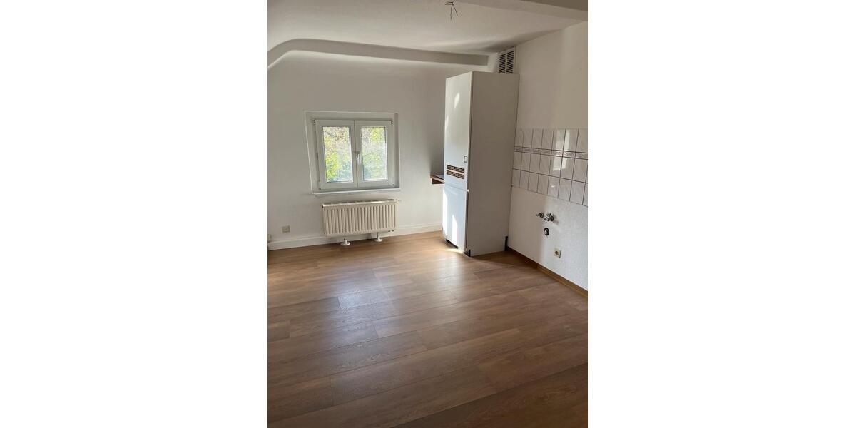 Dachgeschoßwohnung Lauchhammer - 2 Zimmer, 54 m&sup2;, 465&euro; | Angebot:26425436