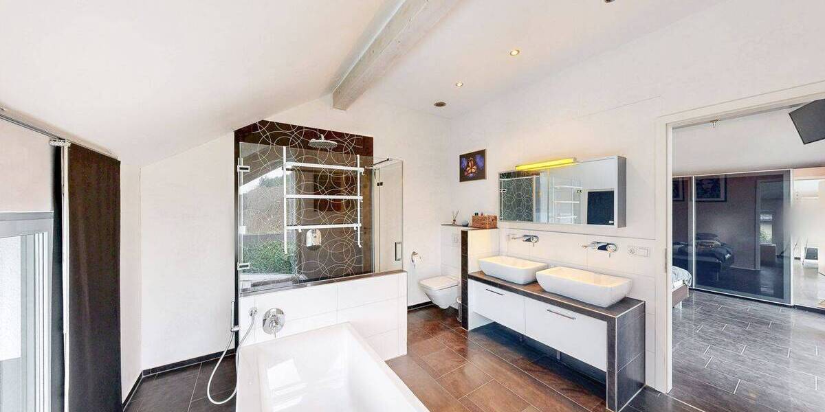 Einfamilienhaus Lohr am Main Sackenbach - 5 Zimmer, 161 m&sup2;, 695.000&euro; | Angebot:26673405