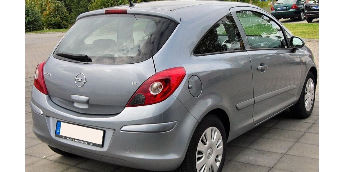 Opel Corsa 132.300 km 4.750 &euro; Hillscheid 56204