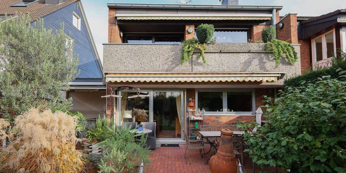 Reihenendhaus Monheim am Rhein Monheim - 7 Zimmer, 171 m&sup2;, 525.000&euro; | Angebot:24503923