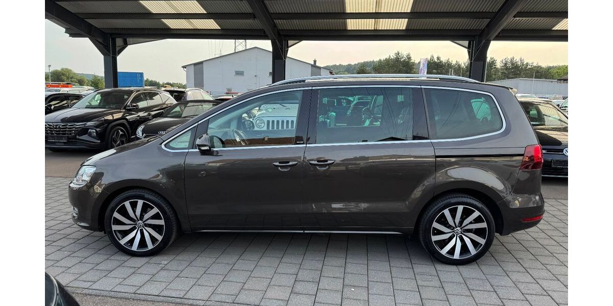 VW Sharan 191.124 km 15.990 € Nalbach 66809