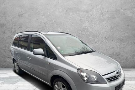 Opel Zafira 174.000 km 3.499 &euro; Detmold 32758