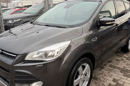 Ford Kuga 271.000 km 5.950 &euro; Saarlouis 66740