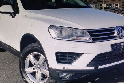 VW Touareg 697.000 km 8.970 € Eching am Ammersee 82279